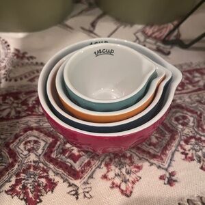 Colorful Nested Measuring Cups